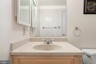 3939 Tallow Tree Pl, Fairfax, VA 22033 - Photo 32