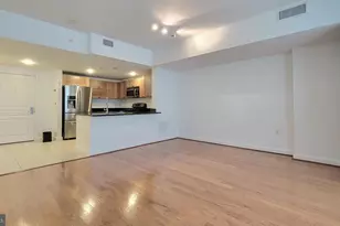 2451 Midtown Ave, Alexandria, VA 22303 - Photo 8