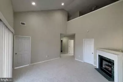 11330 Westbrook Mill Lane #304, Fairfax, VA 22030 - Photo 4