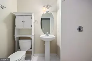 11330 Westbrook Mill Ln, Fairfax, VA 22030 - Photo 12