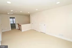 8043 Reserve Way, Vienna, VA 22182 - Photo 20