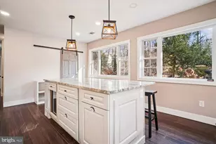 8112 Accotink Dr, Annandale, VA 22003 - Photo 8