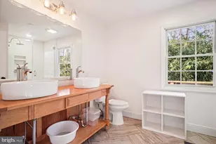 8112 Accotink Dr, Annandale, VA 22003 - Photo 12