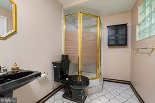 5819 Stone Ridge Dr, Centreville, VA 20120 - Photo 20