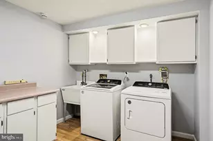 5819 Stone Ridge Dr, Centreville, VA 20120 - Photo 26