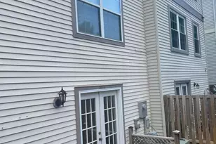 5918 Annaberg Pl, Burke, VA 22015 - Photo 8