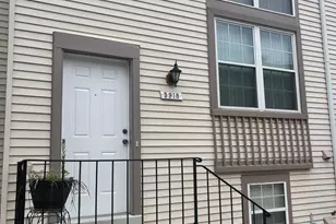 5918 Annaberg Pl, Burke, VA 22015 - Photo 6