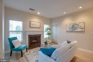 14301 Grape Holly Grove, Centreville, VA 20121 - Photo 8