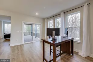 3897 Hillview Ct, Alexandria, VA 22310 - Photo 14