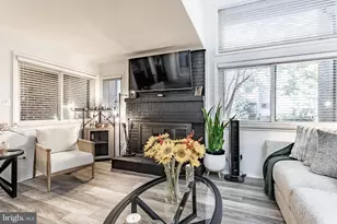 2045 Winged Foot Ct, Reston, VA 20191 - Photo 2