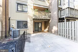 2045 Winged Foot Ct, Reston, VA 20191 - Photo 46