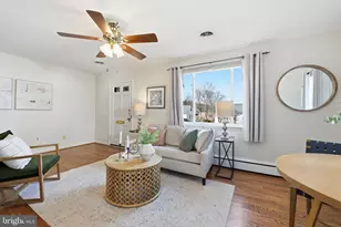 6821 Barrett Rd, Falls Church, VA 22042 - Photo 8