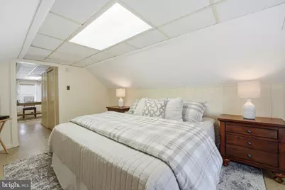 6821 Barrett Road, Falls Church, VA 22042 - Photo 26