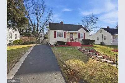 6821 Barrett Road, Falls Church, VA 22042 - Photo 2