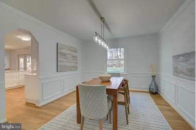 929 Holly Creek Drive, Great Falls, VA 22066 - Photo 4