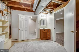 3032 Braxton Wood Ct, Fairfax, VA 22031 - Photo 36