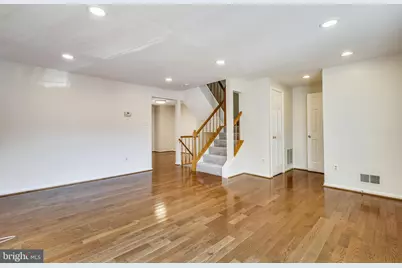 3032 Braxton Wood Court, Fairfax, VA 22031 - Photo 4