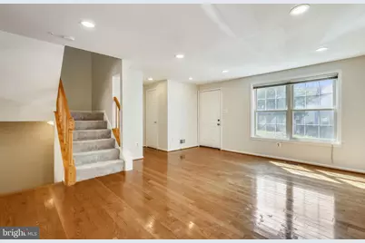 3032 Braxton Wood Court, Fairfax, VA 22031 - Photo 12