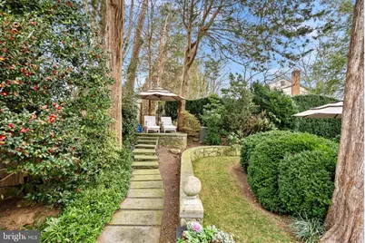 8527 Pappas Way, Annandale, VA 22003 - Photo 10