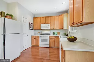 6240 Frosty Winter Ct, Centreville, VA 20120 - Photo 16