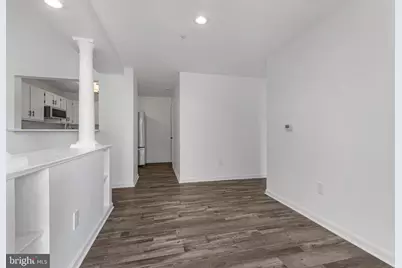 12004 Taliesin Place #32, Reston, VA 20190 - Photo 8