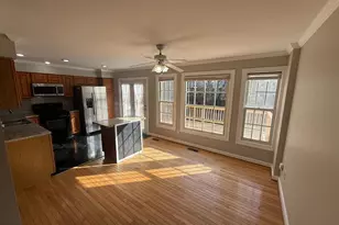 4029 Dogberry Ln, Fairfax, VA 22033 - Photo 8