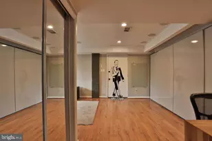 8518 Forest St, Annandale, VA 22003 - Photo 10