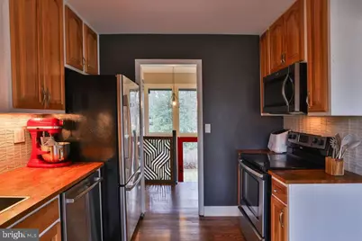 8518 Forest Street, Annandale, VA 22003 - Photo 38
