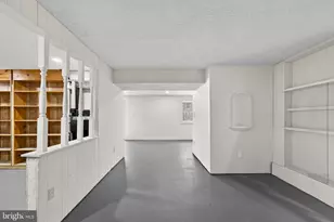 1153 Kettle Pond Ln, Great Falls, VA 22066 - Photo 42