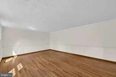 1153 Kettle Pond Lane, Great Falls, VA 22066 - Photo 4