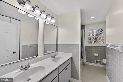 1153 Kettle Pond Lane, Great Falls, VA 22066 - Photo 32