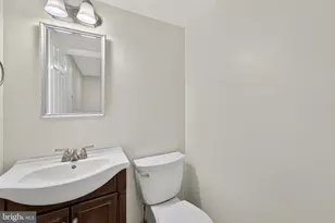 1153 Kettle Pond Ln, Great Falls, VA 22066 - Photo 18