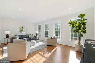 9416 Mt Vernon Cir, Alexandria, VA 22309 - Photo 8