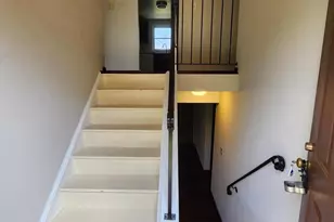 3200 Holly Berry Ct, Falls Church, VA 22042 - Photo 6