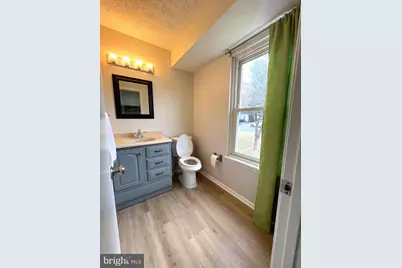 13314 Hollinger Avenue, Fairfax, VA 22033 - Photo 6