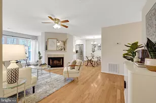 3802 Green Ridge Ct, Fairfax, VA 22033 - Photo 4