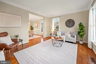 13100 Rockpointe Ct, Clifton, VA 20124 - Photo 2