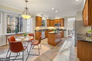 13100 Rockpointe Ct, Clifton, VA 20124 - Photo 6