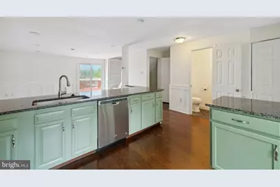 7671 Wolford Way, Lorton, VA 22079 - Photo 4