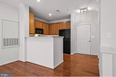 12001 Market Street #266, Reston, VA 20190 - Photo 16