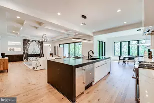 6634 Brawner St, McLean, VA 22101 - Photo 12