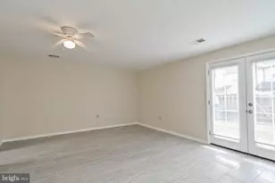 5934 Grisby House Ct, Centreville, VA 20120 - Photo 6