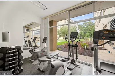 6631 Wakefield Drive #819, Alexandria, VA 22307 - Photo 22