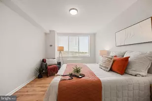 6631 Wakefield Dr, Alexandria, VA 22307 - Photo 14