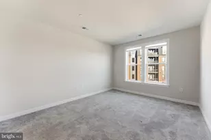 3925 Fair Ridge Dr, Fairfax, VA 22033 - Photo 28