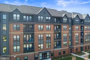 3925 Fair Ridge Dr, Fairfax, VA 22033 - Photo 2