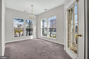 4138 Fountainside Ln, Fairfax, VA 22030 - Photo 6