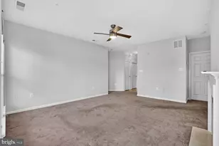 4138 Fountainside Ln, Fairfax, VA 22030 - Photo 2