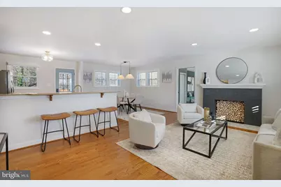 6726 Bostwick Drive, Springfield, VA 22151 - Photo 10