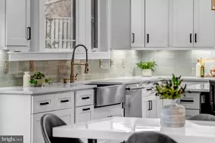 7022 Hector Rd, McLean, VA 22101 - Photo 10